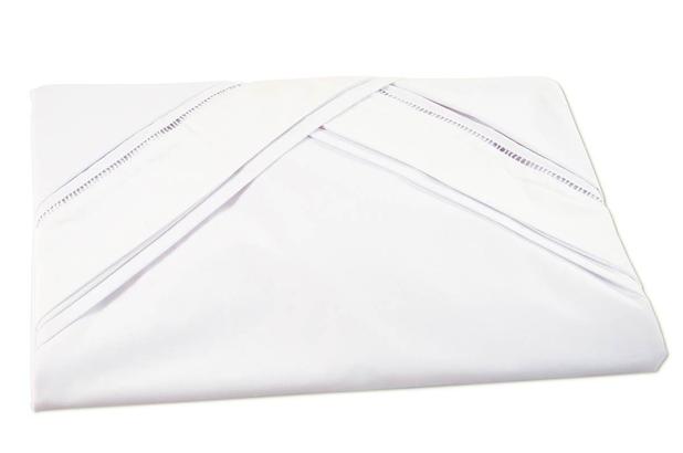 Lençol de Cama Avulso com Elástico Casal 03 Peças com 02 Fronhas - 100% Algodão Liso - Branco - Sheik Bordados é boa?