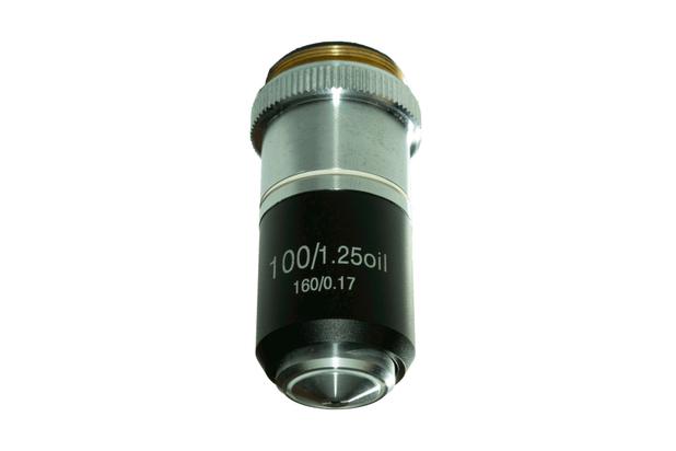 Lente Objetiva para Microscópio BEL Acromática 100x 160MM Menor preço em Lente Objetiva para Microscópio BEL Acromática 100x 160MM
