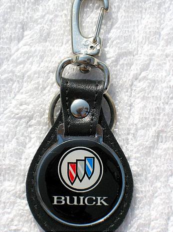 Menor preço em Lindo Chaveiro Couro Buick Novo! - Chavemax
