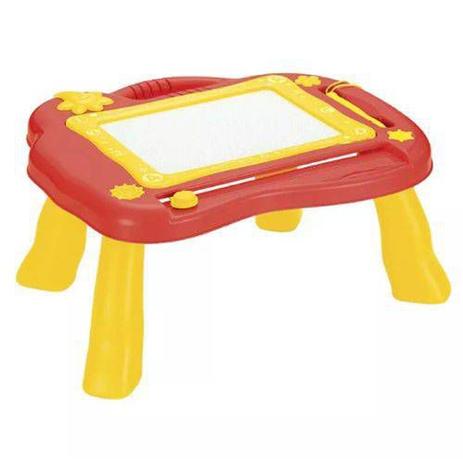 Lousa Mágica Com Mesa vermelha - Art brink Menor preço em Lousa Mágica Com Mesa vermelha - Art brink