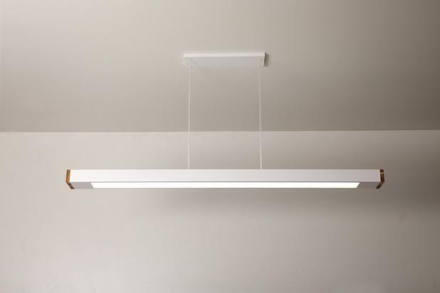 Luminária Pendente 2 Lâmp. Retangular 125cm Alumínio Branco e Madeira Arky Wood - Bella italia Menor preço em Luminária Pendente 2 Lâmp. Retangular 125cm Alumínio Branco e Madeira Arky Wood - Bella italia