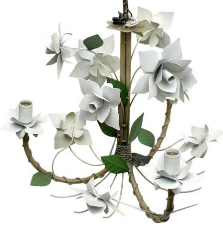 Lustre Artesanal para Varanda Rustico de Ferro Com Flores 03 Bocas - Libertas Rosas Artesanato Menor preço em Lustre Artesanal para Varanda Rustico de Ferro Com Flores 03 Bocas - Libertas Rosas Artesanato