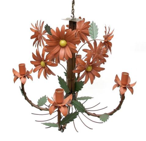 Lustre de Ferro Artesanal para Quarto de Casa Grande com Flores - Libertas Rosas Artesanato Menor preço em Lustre de Ferro Artesanal para Quarto de Casa Grande com Flores - Libertas Rosas Artesanato