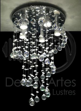Lustre Espiral de Cristal Legítimo - Base Fina 35 cm - 60 cm Debby Artes - Lustres Debby Artes Menor preço em Lustre Espiral de Cristal Legítimo - Base Fina 35 cm - 60 cm Debby Artes - Lustres Debby Artes