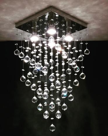 Lustre Plafon de Cristal Legítimo - Base Fina 30x30x60 - Debby Artes - Lustres Debby Artes é ruim? Lustre Plafon de Cristal Legítimo - Base Fina 30x30x60 - Debby Artes - Lustres Debby Artes é boa?
