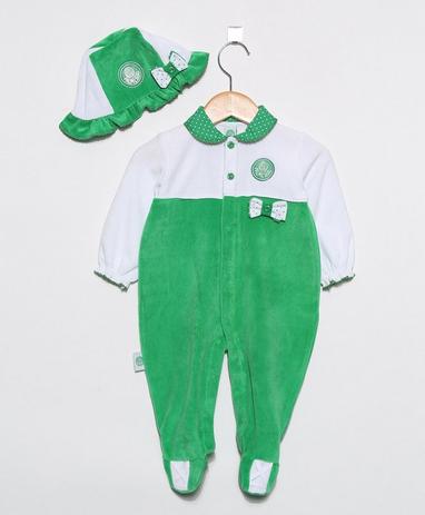 Macacão Bebê Palmeiras Plush Com Gorro Feminino Oficial - Revedor Menor preço em Macacão Bebê Palmeiras Plush Com Gorro Feminino Oficial - Revedor