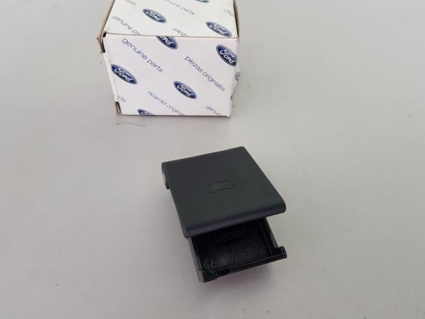 Macaneta interna puxador capo ford fiesta original Menor preço em Macaneta interna puxador capo ford fiesta original