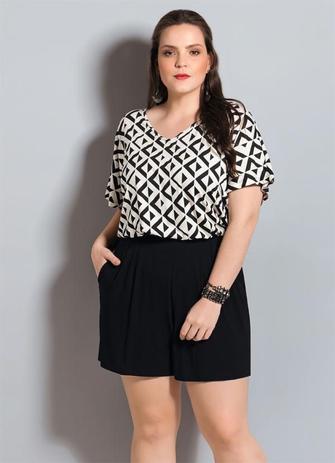 macacão preto e branco plus size