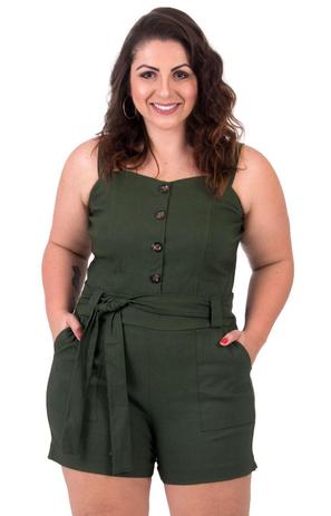Macaquinho Verde Militar Plus Size Com Cinto e Botões - Lavanda E Alecrim Menor preço em Macaquinho Verde Militar Plus Size Com Cinto e Botões - Lavanda E Alecrim