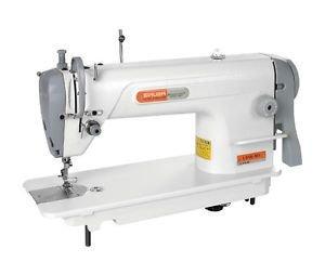 Menor preço em Máquina de Costura Reta  Industrial Siruba L917-M1 + kit de Inicial de Calcadores