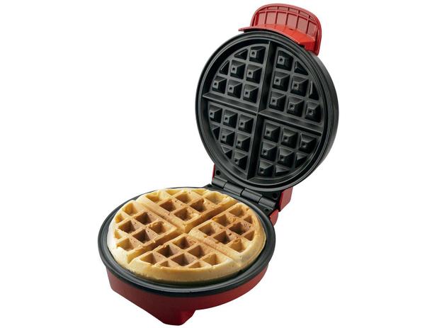 Máquina de Waffle Britânia Golden Waffle  - 850W é boa?