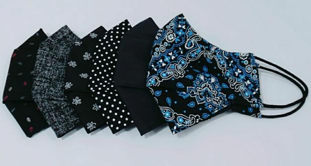 Máscara de proteção Feminina Black/Blue tecido tricoline 100% algodão dupla camada - 2Xlu/Lucia Secio