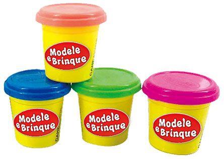 Massinha de Modelar Kit c/ 4 Potes Modele e Brinque - 124218 - Dm brasil Menor preço em Massinha de Modelar Kit c/ 4 Potes Modele e Brinque - 124218 - Dm brasil