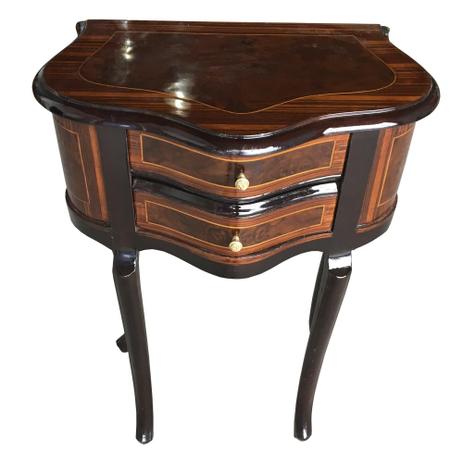 Mesa Auxiliar Clássica Maquiterri em Madeira 2 Gavetas - Prime home decor Menor preço em Mesa Auxiliar Clássica Maquiterri em Madeira 2 Gavetas - Prime home decor