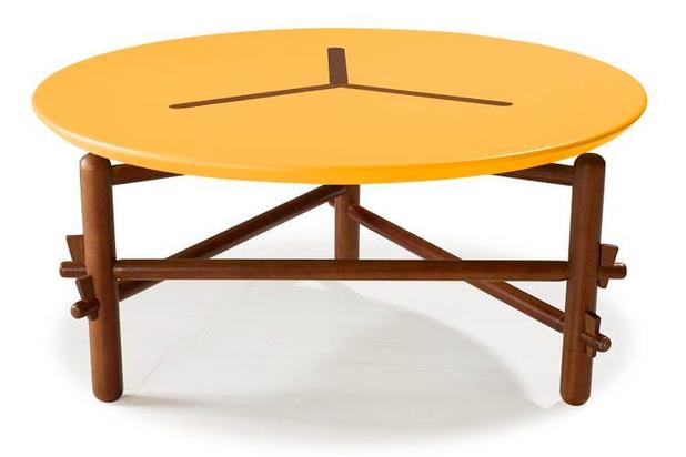 Mesa de Centro Twist - Amarelo - Tommy Design Menor preço em Mesa de Centro Twist - Amarelo - Tommy Design