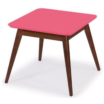 Mesa lateral básica com tampo rosa laqueado e estrutura madeira maciça - Máxima Menor preço em Mesa lateral básica com tampo rosa laqueado e estrutura madeira maciça - Máxima