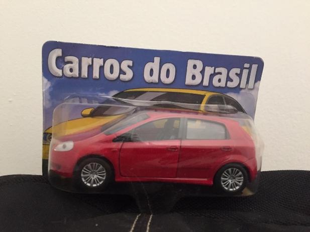 Menor preço em Miniatura Fiat Punto - Carros Do Brasil - Importado