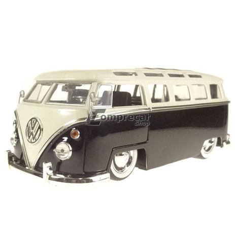 Miniatura Volkswagen Bus Kombi Tunning 1962 Preto 1/24 Menor preço em Miniatura Volkswagen Bus Kombi Tunning 1962 Preto 1/24