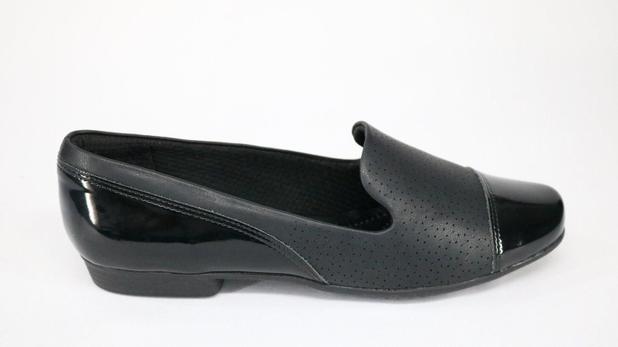 mocassim preto salto baixo piccadilly