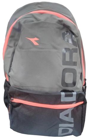 Mochila Escolar Diadora Chumbo DIA9029 - Nytron - Tendtudo é boa?