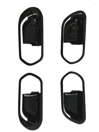 Moldura Aplique Puxador Interno da Porta Preto Nissan Kicks Menor preço em Moldura Aplique Puxador Interno da Porta Preto Nissan Kicks