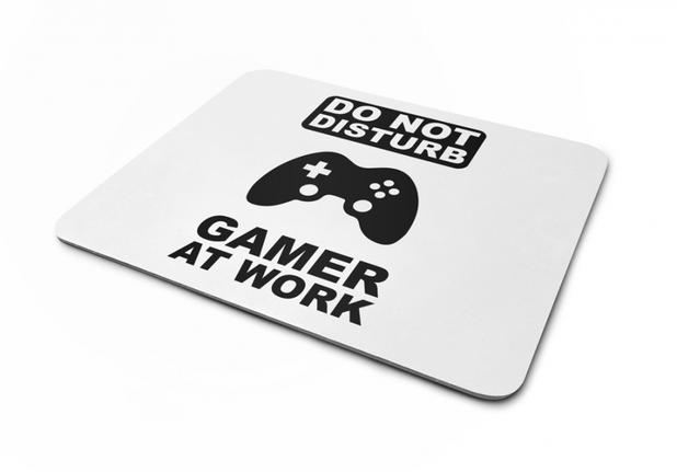 Mousepad Gamer At Work IV - Artgeek Menor preço em Mousepad Gamer At Work IV - Artgeek