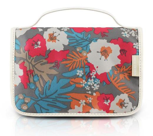 Necessaire de viagem Estampada MISS DOUCE Jacki Design BEGE/FLORAL Menor preço em Necessaire de viagem Estampada MISS DOUCE Jacki Design BEGE/FLORAL