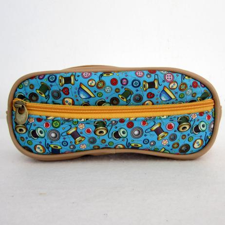 Necessaire em material sintetico e tecido linha de costura maria adna Menor preço em Necessaire em material sintetico e tecido linha de costura maria adna