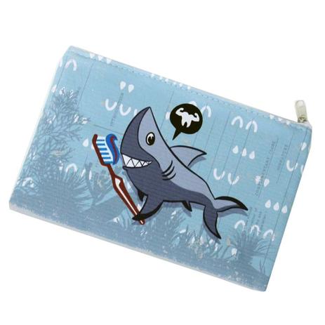 Necessaire Envelope - Tubarão - Azul - OD-NEVIT - Ó Design Menor preço em Necessaire Envelope - Tubarão - Azul - OD-NEVIT - Ó Design