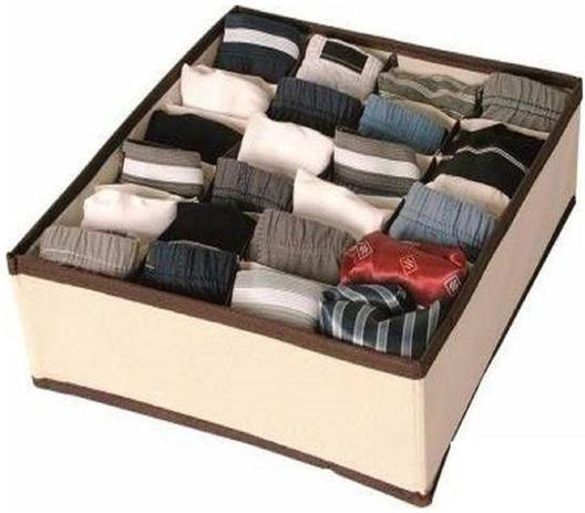 Organizador Tnt Colmeia Gaveta 12 Nicho Biquini Cueca Meia Cor: Bege - Unica Menor preço em Organizador Tnt Colmeia Gaveta 12 Nicho Biquini Cueca Meia Cor: Bege - Unica