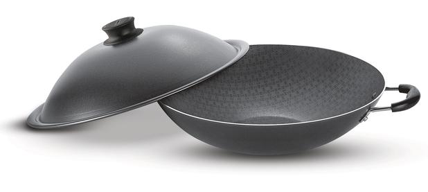 Panela Antiaderente Wok Paris Tramontina - Preto / 36 Cm / 6.6 Lt Menor preço em Panela Antiaderente Wok Paris Tramontina - Preto / 36 Cm / 6.6 Lt