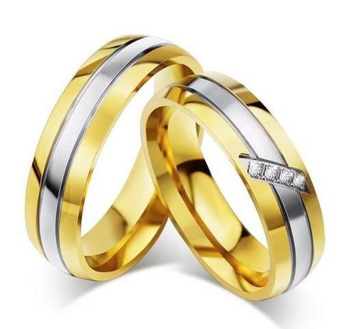 Par Aliança Anel Tradicional Tungstênio Banhada Ouro 18k - Margo bonita Menor preço em Par Aliança Anel Tradicional Tungstênio Banhada Ouro 18k - Margo bonita