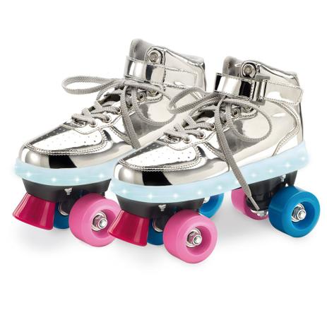 Patins Clássico - 4 Rodas com LED - Prateado - Fun - Tam 35-36 Menor preço em Patins Clássico - 4 Rodas com LED - Prateado - Fun - Tam 35-36