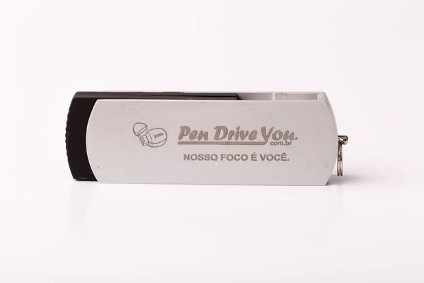 Pen Drive 32GB Giratório Alumínio - Pen drive you Menor preço em Pen Drive 32GB Giratório Alumínio - Pen drive you