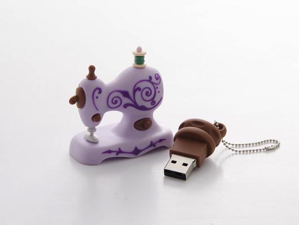 Pen Drive 4gb Miniatura Maquina Costura MT-FD01 Sun Special Menor preço em Pen Drive 4gb Miniatura Maquina Costura MT-FD01 Sun Special