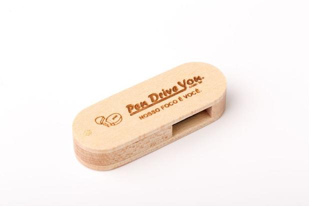 Pen Drive 8GB Canivete Jumbo de Madeira Mable - Pen drive you Menor preço em Pen Drive 8GB Canivete Jumbo de Madeira Mable - Pen drive you
