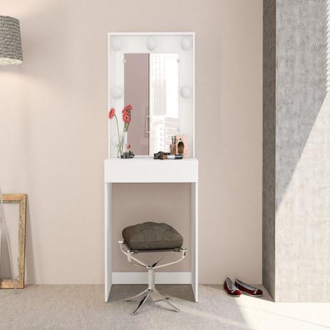 Penteadeira Camarim Lavínia com 7 Pontos de Luz e Gaveta - Branco - Politorno Menor preço em Penteadeira Camarim Lavínia com 7 Pontos de Luz e Gaveta - Branco - Politorno