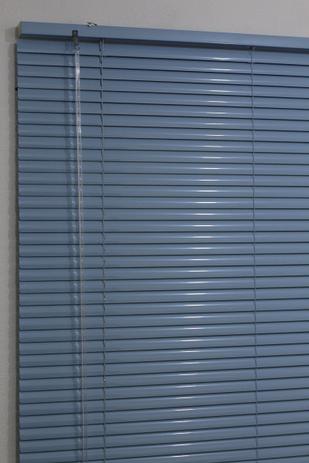 Persiana Horizontal Alumínio Azul Claro 91 (L) X 122 (A) cm - Reflex é boa?