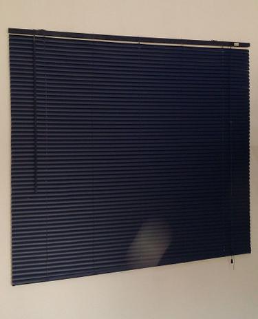 Persiana Horizontal PVC 25mm Azul 140 (L) x 163 (A) cm - Euroflex Menor preço em Persiana Horizontal PVC 25mm Azul 140 (L) x 163 (A) cm - Euroflex