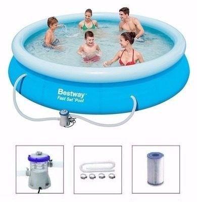 Piscina Bestway 5377 Litros com Bomba Filtrante 1249 LH 220v é ruim? Piscina Bestway 5377 Litros com Bomba Filtrante 1249 LH 220v é boa?