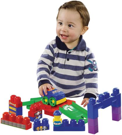 Pista Divertida 26PCS - Dismat Menor preço em Pista Divertida 26PCS - Dismat