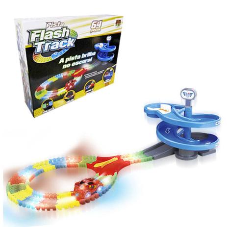 Pista Flash Track Com 2 Andares E Carrinho Com Luz + Adesivos 64 Pecas - Dm brasil Menor preço em Pista Flash Track Com 2 Andares E Carrinho Com Luz + Adesivos 64 Pecas - Dm brasil