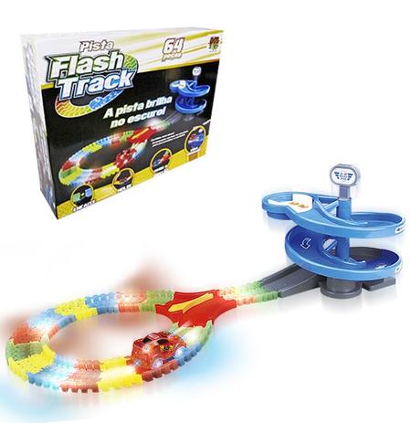 Pista flash track com 2 andares e carrinho com luz + adesivos 64 pecas - Wellmix Menor preço em Pista flash track com 2 andares e carrinho com luz + adesivos 64 pecas - Wellmix
