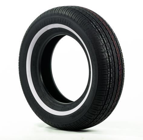 Pneu 205/75 R15 Roadtour Powertrac - Novo - Po073w2 Menor preço em Pneu 205/75 R15 Roadtour Powertrac - Novo - Po073w2