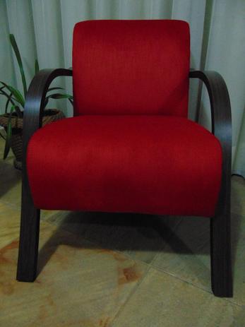 Poltrona Decorativa Vênus Para Sala Casa Cadeira Recepção Quarto - Armazém ubá é boa?