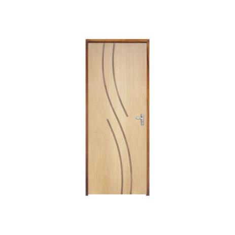 Menor preço em Porta com Miolo Semi Oco Montada Esquerda Curupixá Frisada 210x82cm - Sidney esquadrias