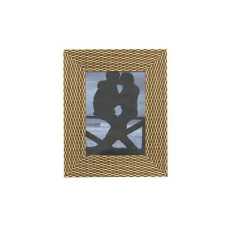 Porta-Retrato Corrente 15x21cm Dourado - Kapos Menor preço em Porta-Retrato Corrente 15x21cm Dourado - Kapos