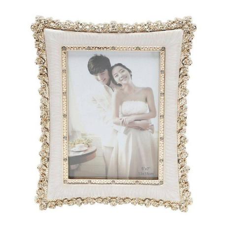 Porta Retrato de Plástico Queen 10cmx15cm Rojemac Dourado Menor preço em Porta Retrato de Plástico Queen 10cmx15cm Rojemac Dourado