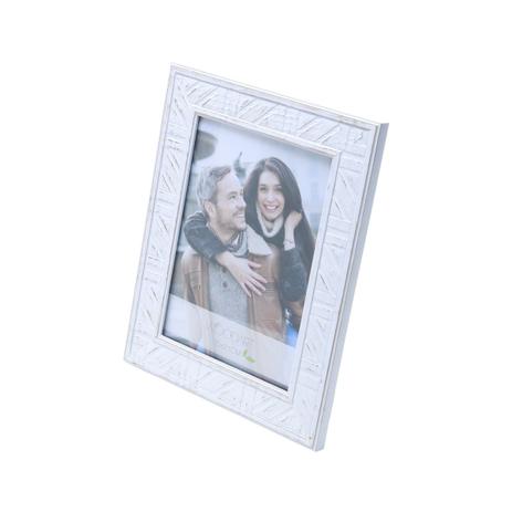 Porta retrato listrado branco 20x25cm - Rojemac Menor preço em Porta retrato listrado branco 20x25cm - Rojemac