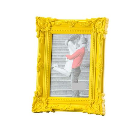 Porta Retrato Retangular de Plástico Retrô 13cmx18cm Lyor Amarelo Menor preço em Porta Retrato Retangular de Plástico Retrô 13cmx18cm Lyor Amarelo